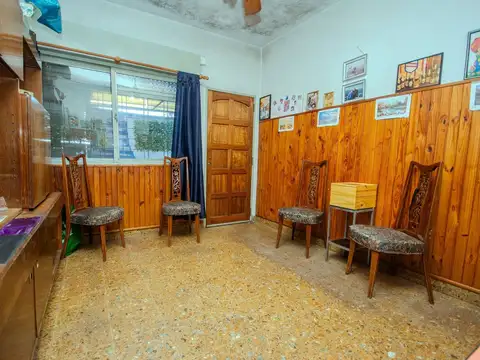 Casa en Venta con 3 cocheras