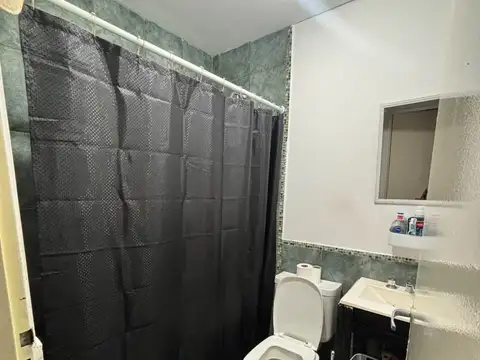 Depto Tipo Casa en Venta en Pompeya, USD 89.000