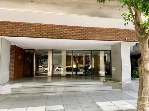 Alquiler tres amb con dependencia,balcón aterrazado y cochera frente al Alto Palermo !!!!