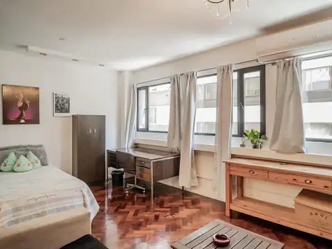 MONOAMBIENTE EN BARRIO RETIRO.-