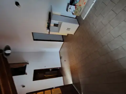 Depto Tipo Casa en Alquiler de 3 ambientes