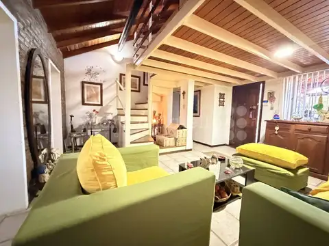 CASA EN VENTA 3 DORMITORIOS EN BARRIO LOS SAUCES CHASCOMUS LAGUNA CON PILETA