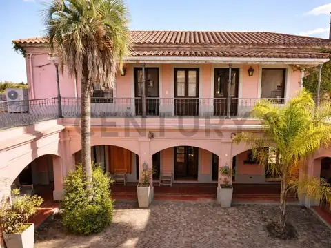 Casa 5 ambientes con 4 baños