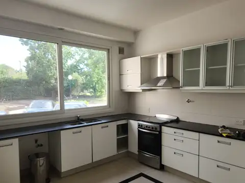 Casa en Alquiler de 3 dormitorios