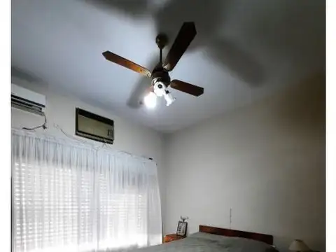 Casa en Venta en Parque Casado, USD 130.000