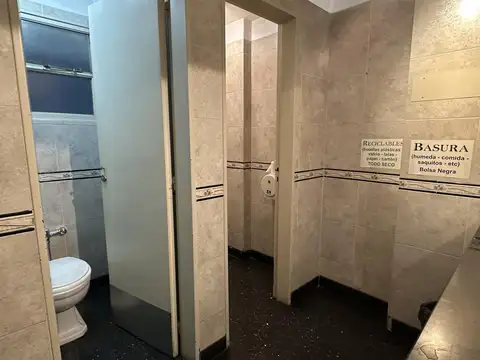Oficina 3 ambientes con 1 baño