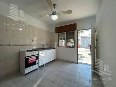 PH 2 Ambientes Planta Baja en Carapachay en Alquiler