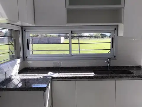 Casa en Venta al Este