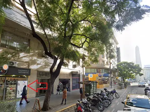 EXCELENTE LOCAL A METROS DEL OBELÍSCO