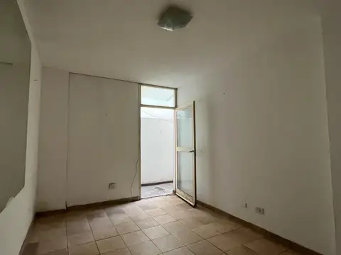 Departamento 2 ambientes en venta en el Abasto