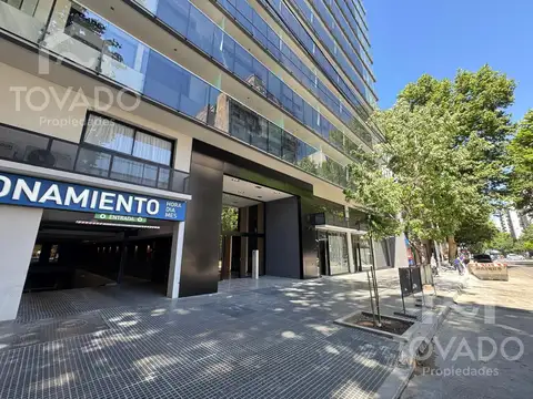 2 Ambientes con Balcón al Frente en el Centro!