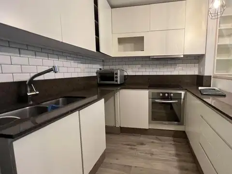 Departamento en Alquiler con 1 cocheras