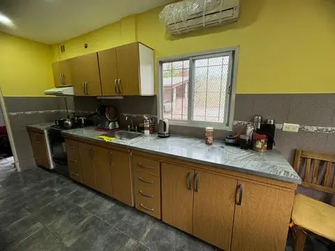 VENTA QUINTA 5 AMB GRAND BOURG CON PILETA Y PARQUE