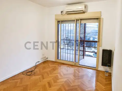 Velez Sarfield 2600, Piso 0