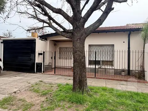 Alquiler casa 4 ambientes ituzaingo norte