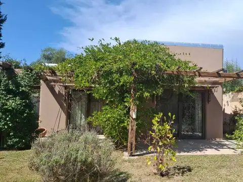 Casa en venta con hermoso terreno en Lulunta