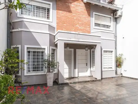 Depto Tipo Casa 5 ambientes con 3 baños