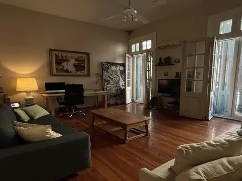 Depto Tipo Casa en Venta de 5 ambientes