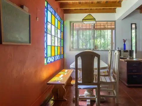 Casa 4 ambientes con 1 baño