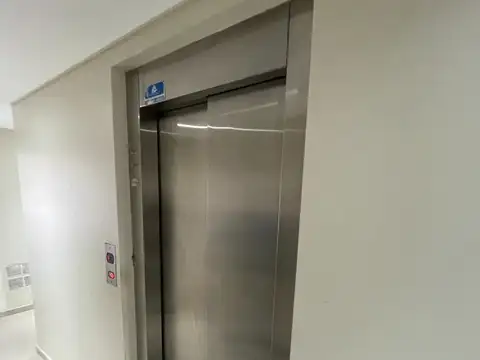 Departamento en Venta en Remedios de Escalada, USD 83.000