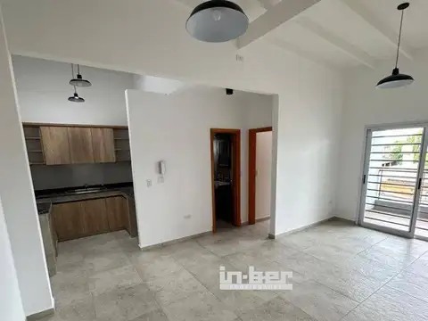 Calle Av. Eva Peron 2700