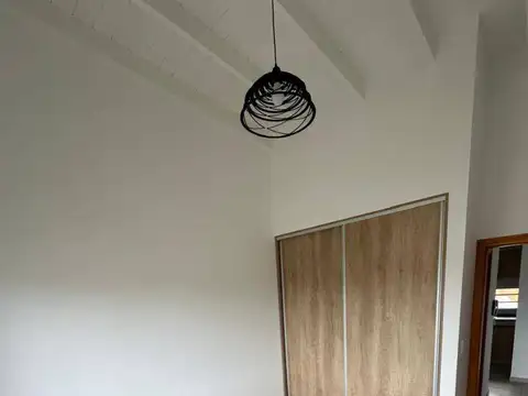 Depto Tipo Casa en Alquiler de 1 dormitorio