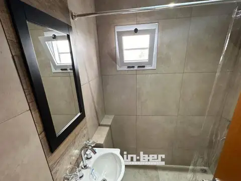 Depto Tipo Casa 2 ambientes con 1 baño