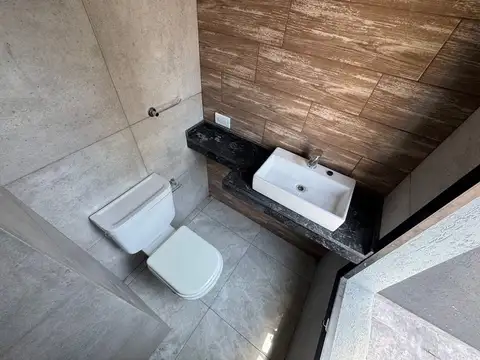 Depto Tipo Casa en Venta 1 año