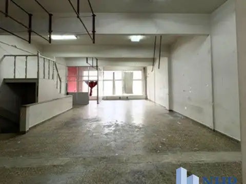 Galpon en Alquiler 18  mts Fondo