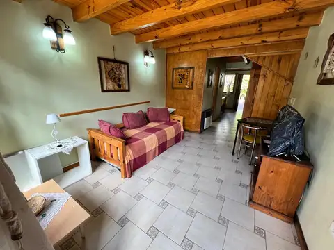 Casa 3 ambientes con 2 baños
