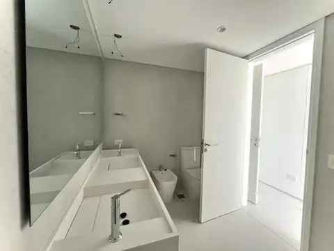 Departamento 4 ambientes con 3 baños