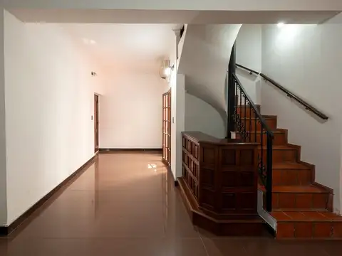 Depto Tipo Casa en Venta en Caballito, USD 225.000