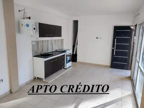 DEPTO MONOAMBIENTE EN CASTELAR CON RENTA EN PB