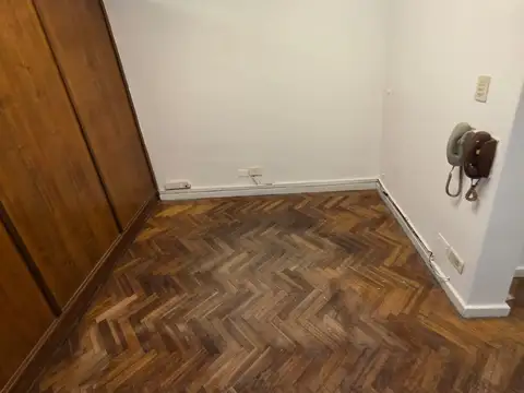 Oficina 3 ambientes con 1 baño