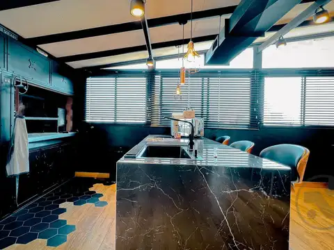 RETASADO | DEPTO EN DUPLEX 6 AMB CON QUINCHO Y TERRAZA
