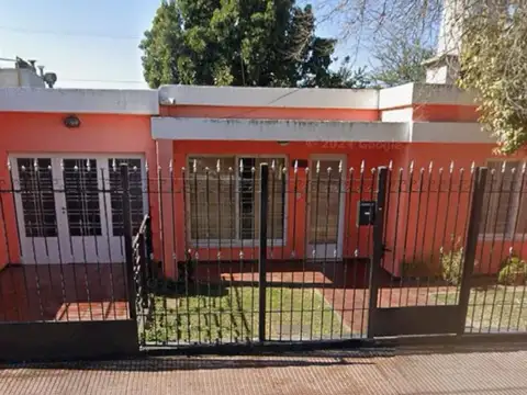 CASA + DPTO EN VENTA  APTO CREDITO  EN BARRIO YOFRE SUD