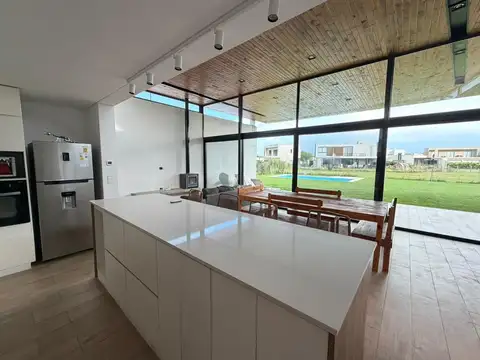 Casa en venta, 5 ambientes, Haras Santa Maria, Escobar, GBA Norte