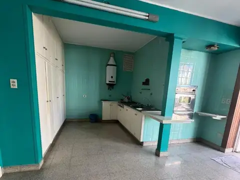 En Venta Casa 4 Dormitorios - Centro De Parana