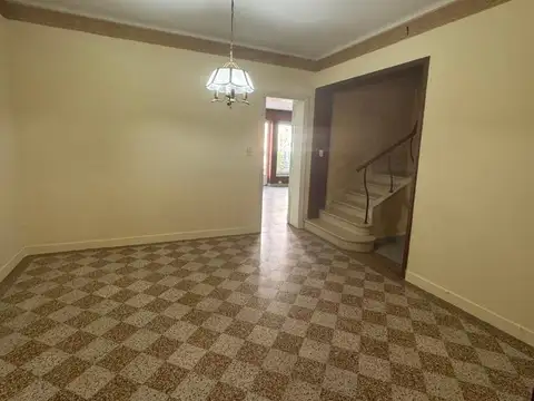 En Venta Casa 4 Dormitorios - Centro De Parana
