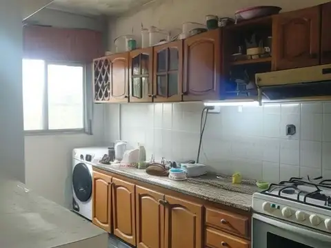 VENTA CASA 4 AMB CON LOCAL COMERCIAL SOLANO