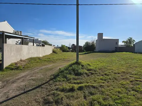 Terreno en Oro Verde centro a 50 mt del polideportivo 