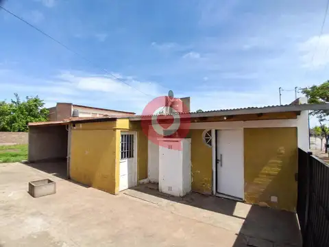 Casa 5 ambientes con 1 baño