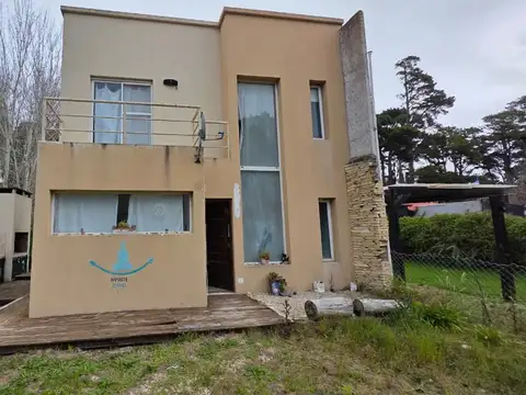 VENTA DE CASA LOTE PROPIO EN MAR AZUL