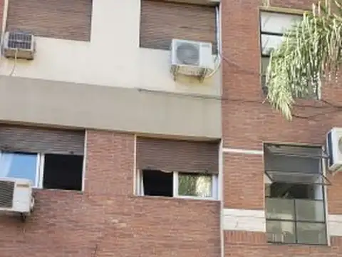 loria 300, Piso 2
