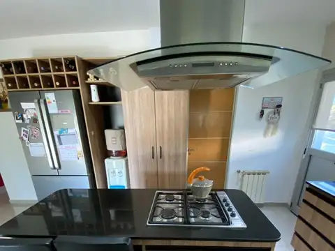 Excepcional casa en Barrio Altos del Casco