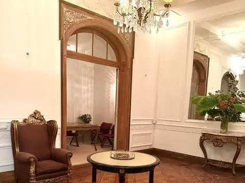 Marcelo Torcuato de Alvear al 1400