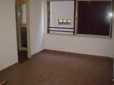 Departamento Alquiler 2 Amb. Muy Luminoso