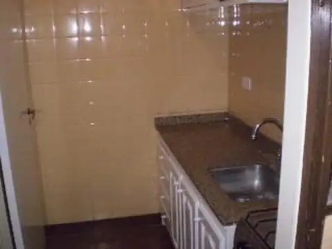 Departamento Alquiler 2 Amb. Muy Luminoso