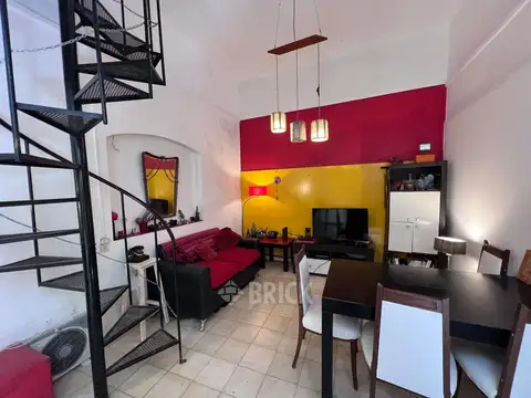 Depto Tipo Casa en Venta de 4 ambientes