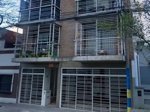 Departamento con cochera en Arroyito